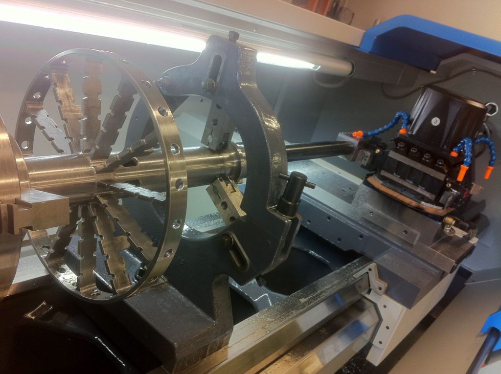 TOURNAGE REALISATION PIECES COMPLEXES MONOBLOCS SUR PLAN